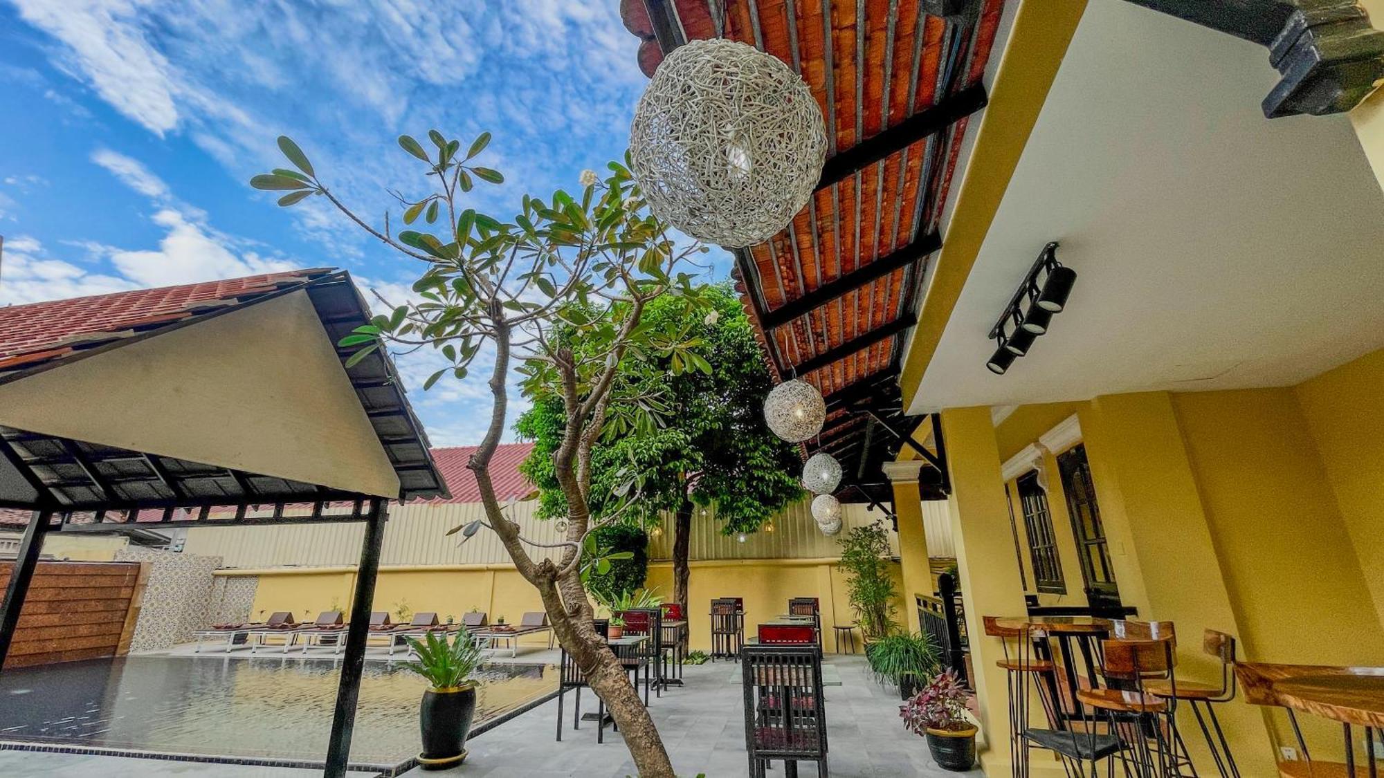 Villa Indochine D'Angkor Siem Reap Exteriör bild